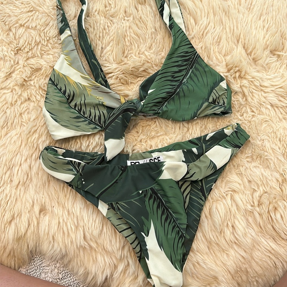 Beach Riot Stone Cold Fox Palm bikini set